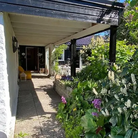 Villa Hel I Med Flott Utsikt Og 4 Soverom