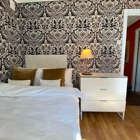 Villa Hel I Med Flott Utsikt Og 4 Soverom