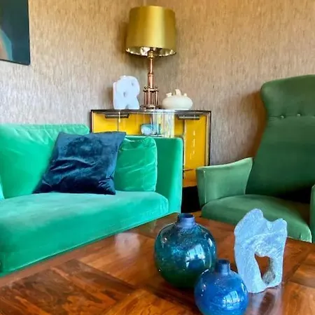 Villa Hel I Med Flott Utsikt Og 4 Soverom Bergen